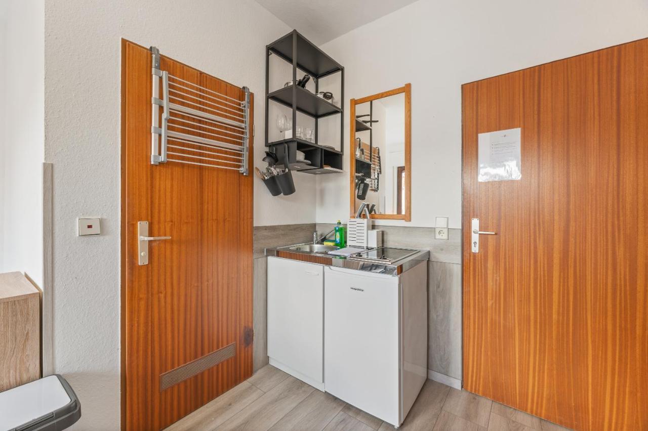 Home2Stay Apartmenthaus Heilbronn City Kitchen Parking Highspeed Wifi Washroom ภายนอก รูปภาพ