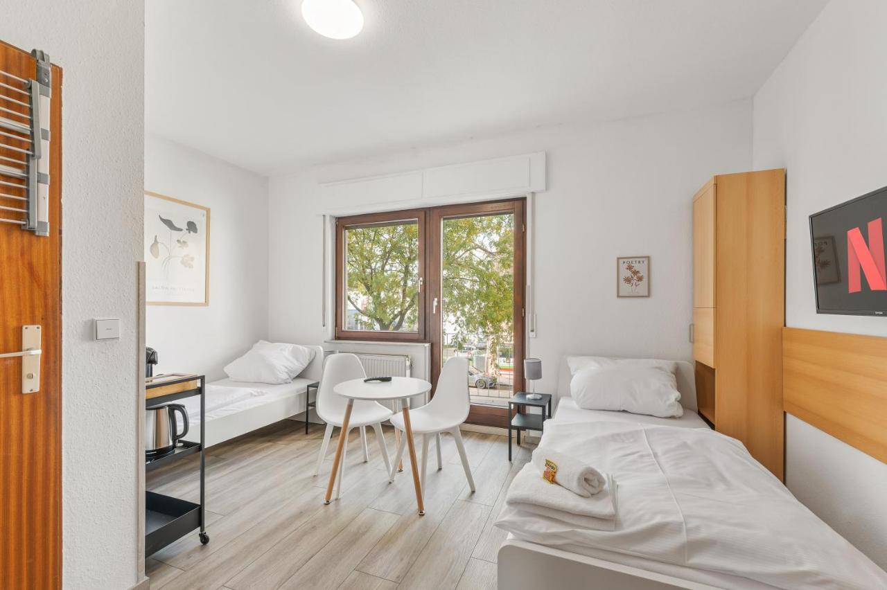 Home2Stay Apartmenthaus Heilbronn City Kitchen Parking Highspeed Wifi Washroom ภายนอก รูปภาพ