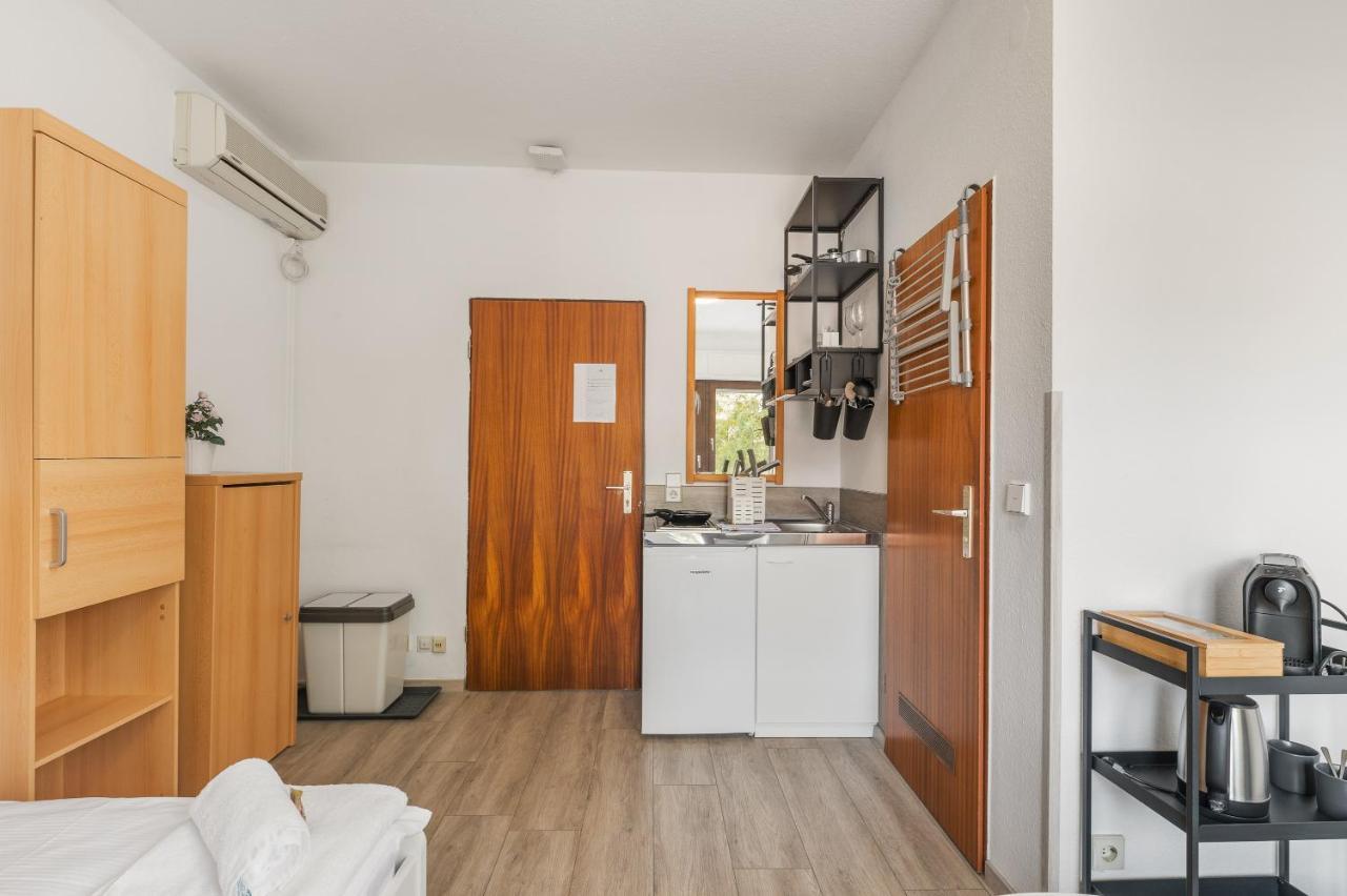 Home2Stay Apartmenthaus Heilbronn City Kitchen Parking Highspeed Wifi Washroom ภายนอก รูปภาพ