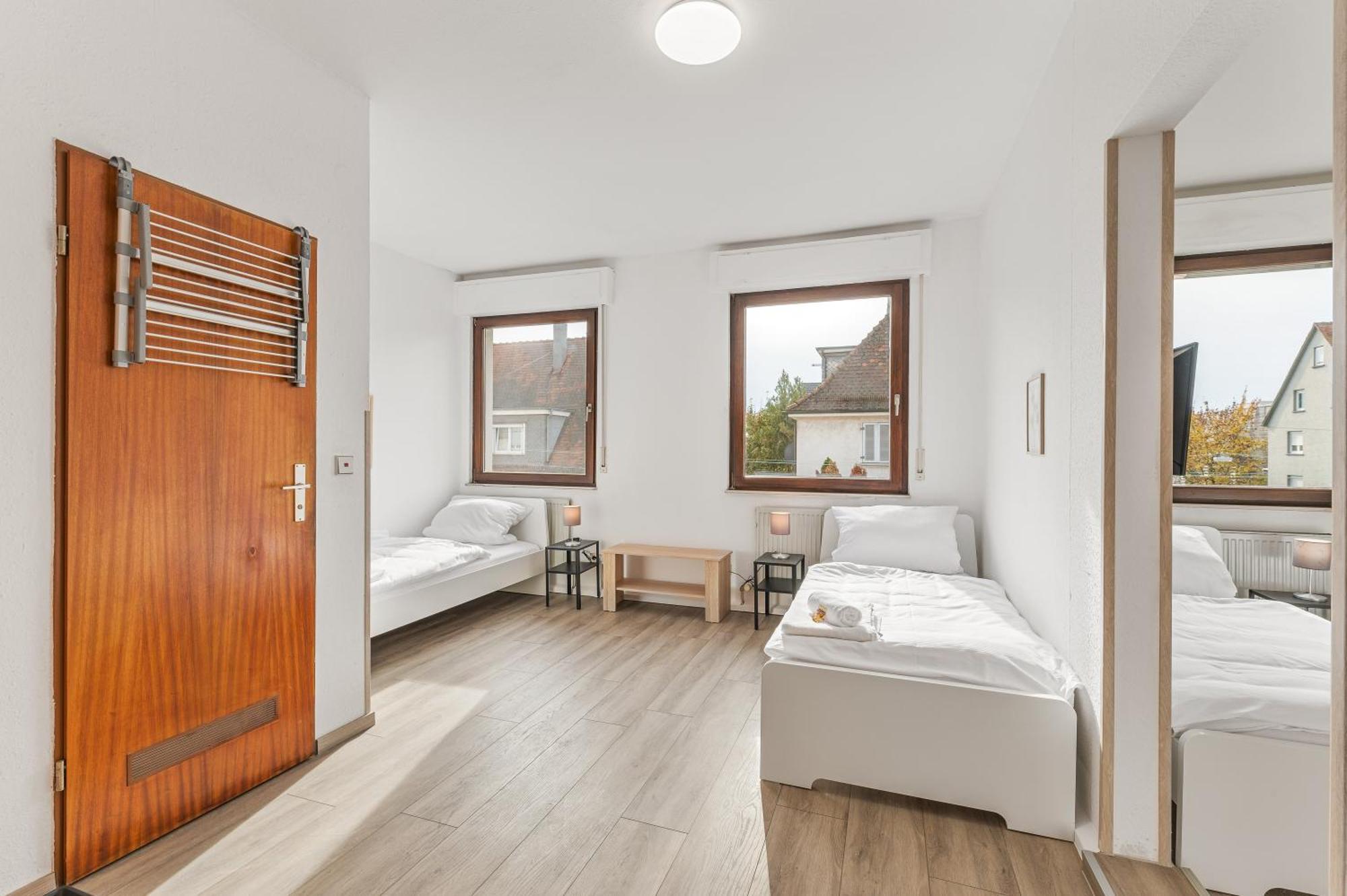 Home2Stay Apartmenthaus Heilbronn City Kitchen Parking Highspeed Wifi Washroom ภายนอก รูปภาพ