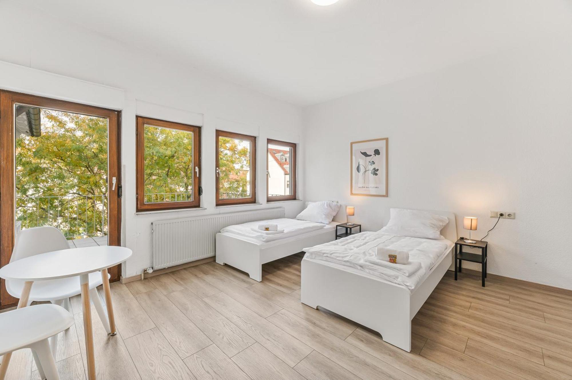Home2Stay Apartmenthaus Heilbronn City Kitchen Parking Highspeed Wifi Washroom ภายนอก รูปภาพ